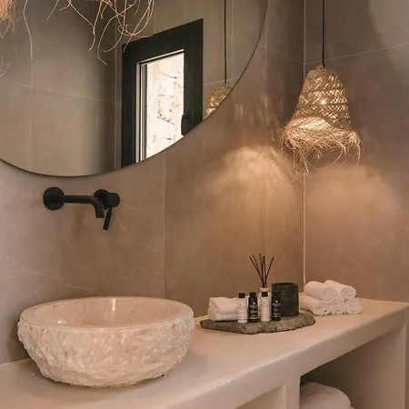 Petra Tranquila * Afrato