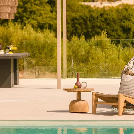 Petra Tranquila Вилла