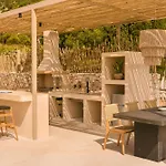Petra Tranquila Villa Afrato